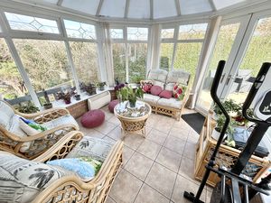 Photo 8- click for photo gallery